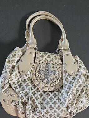 Gold Embellished Fleur-de-Lis Shoulder Bag